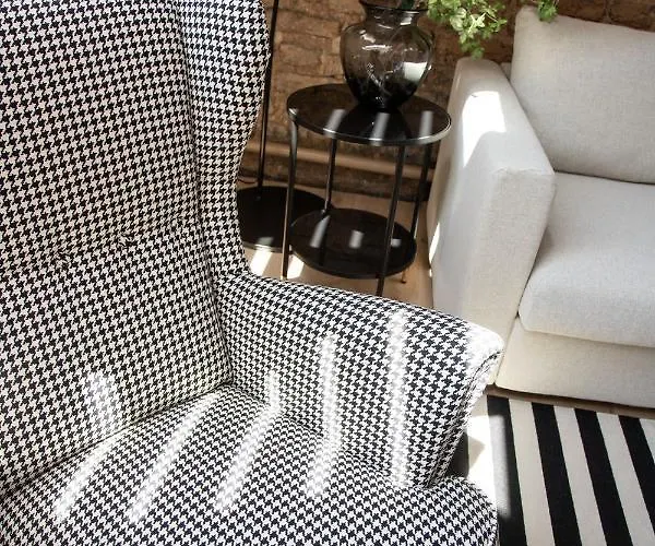 #stayhere - Brand New Authentic Pilies - Heart Of Old Town Wilna